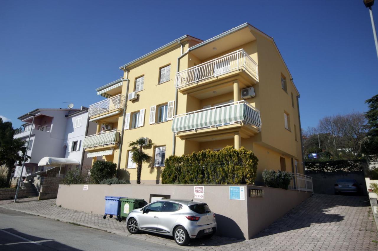 Apartment Ely Rabac Exterior foto