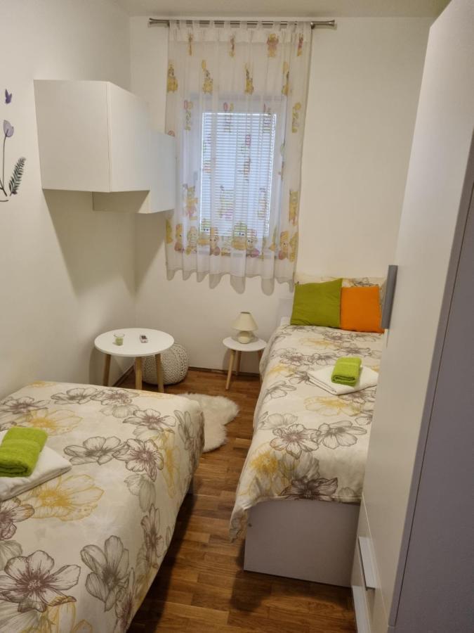 Apartment Ely Rabac Exterior foto